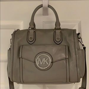 Light gray Micheal Kors bag